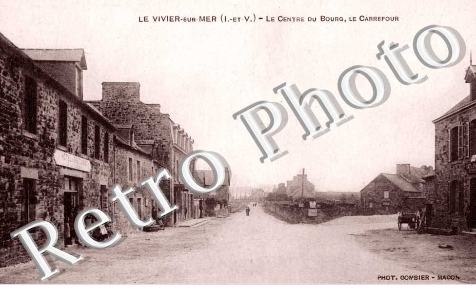 le Centre du Bourg, le Carrefour