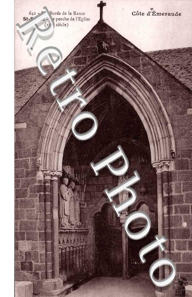 Le Porche de l'Eglise