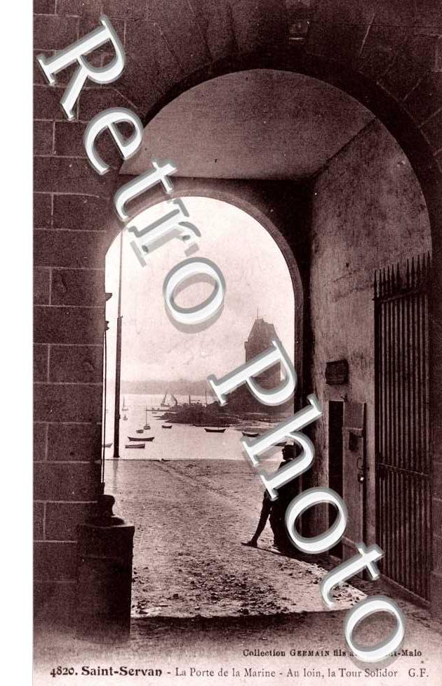 la porte de la Marine