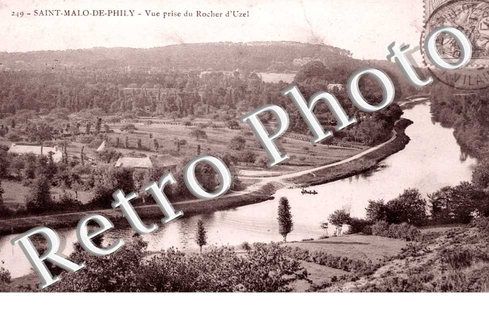 Vue prise du Rocher d'Uzel