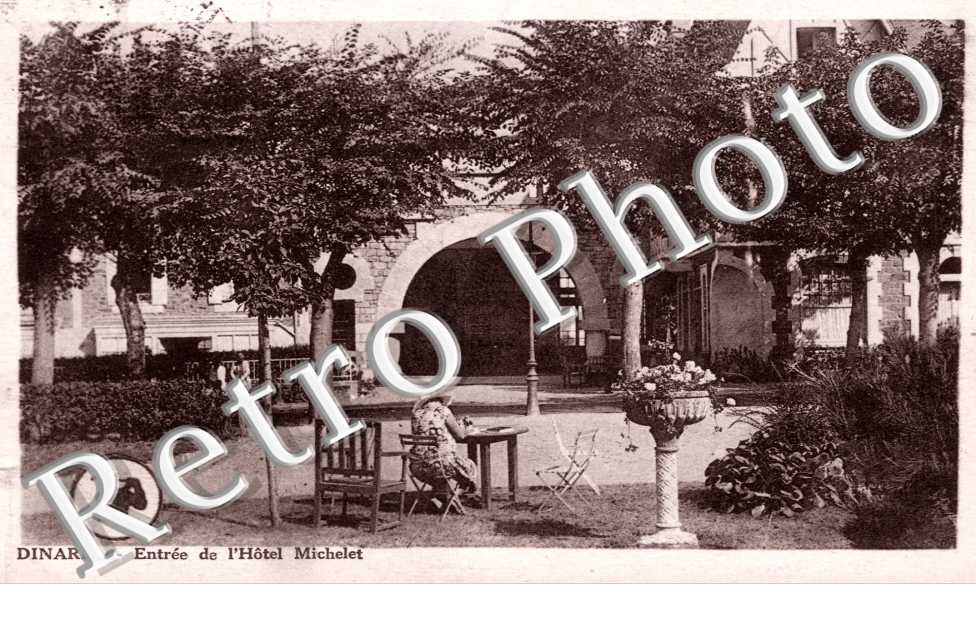 Dinard, entree de l'hotel michelet