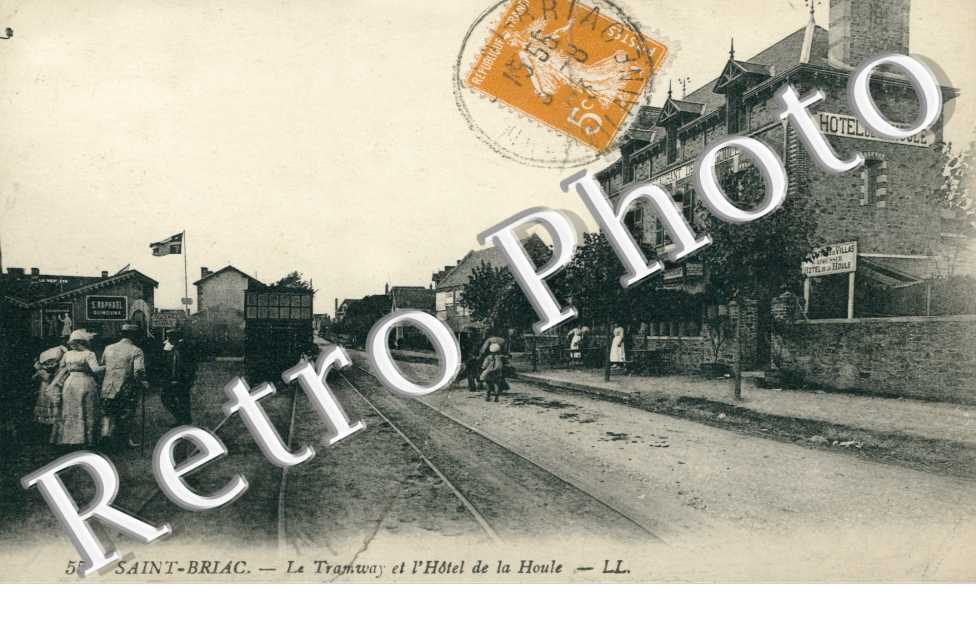 Le Tramway et l'Hotel de la Houle