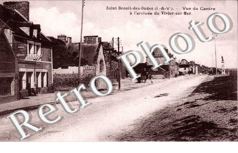 Vue du centre a l'arrivee du Vivier-sur-mer