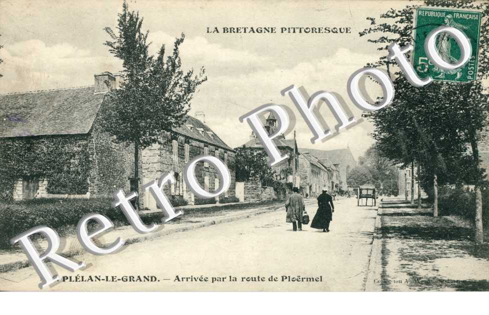 Arrivee par la Route de Ploërmet