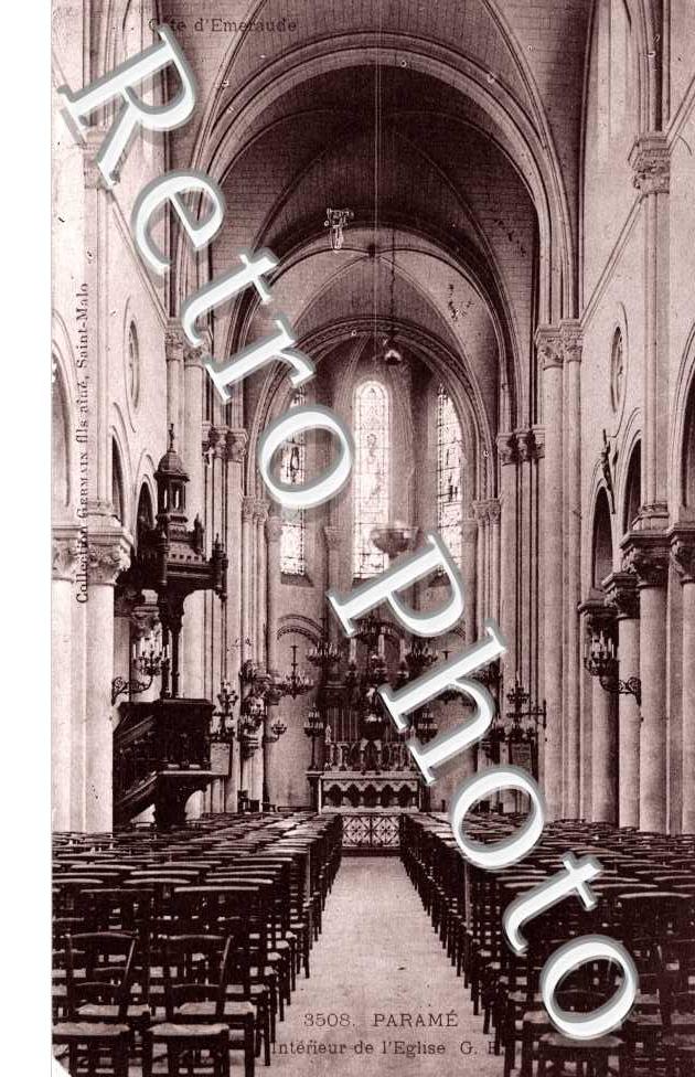 Interieur de l'Eglise