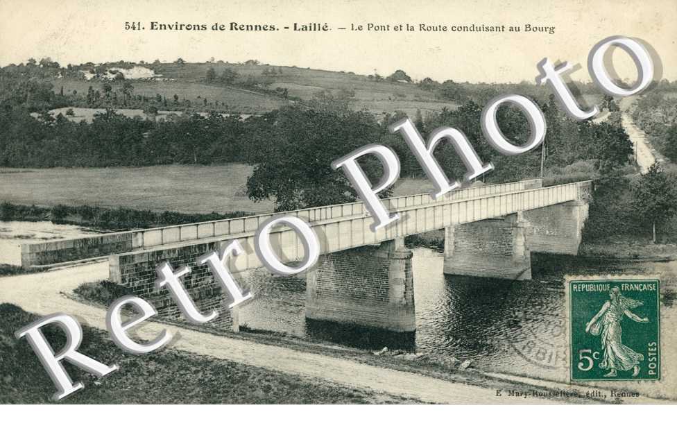 Le Pont et la Route conduisant au Bourg