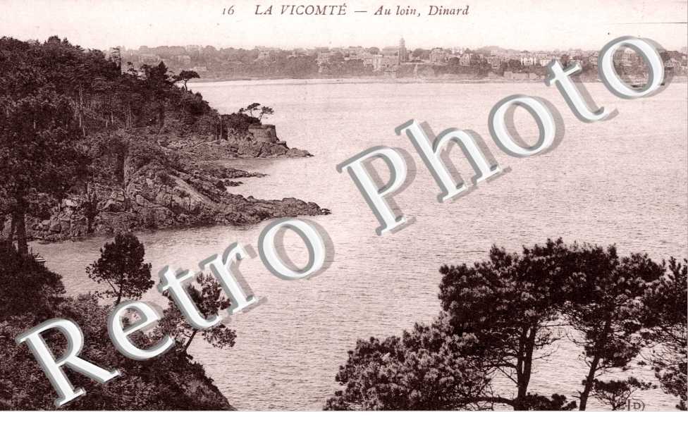 La Vicomté, au loin Dinard