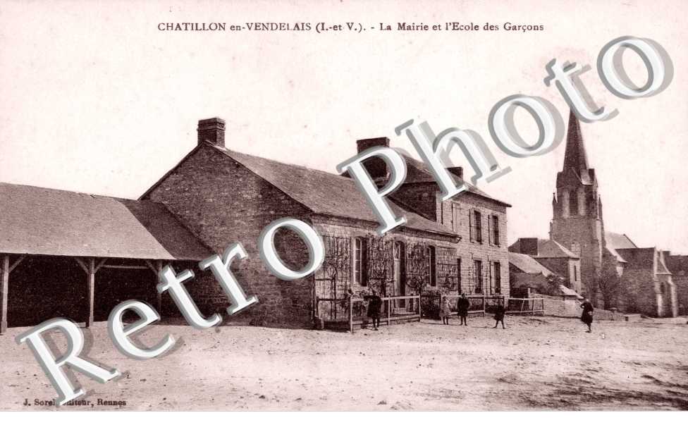 la mairie et l'ecole des garcons