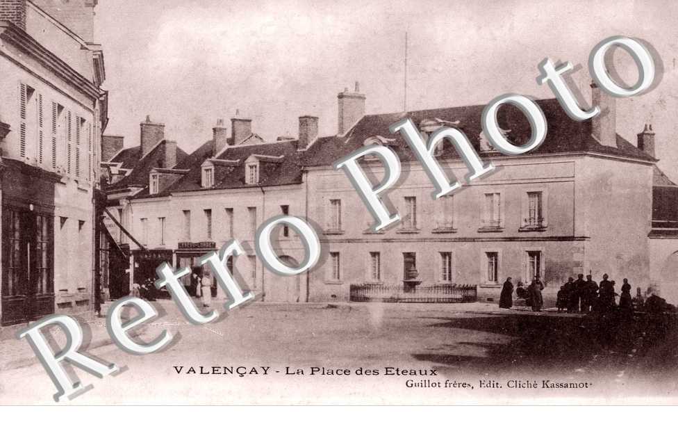 la Place des Eteaux