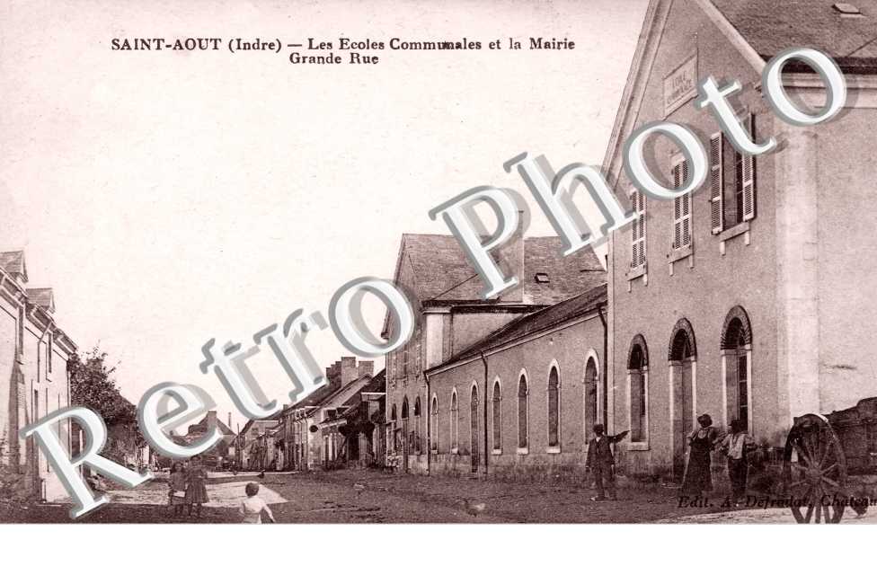 les Ecoles Communales et la Mairie, Grande Rue