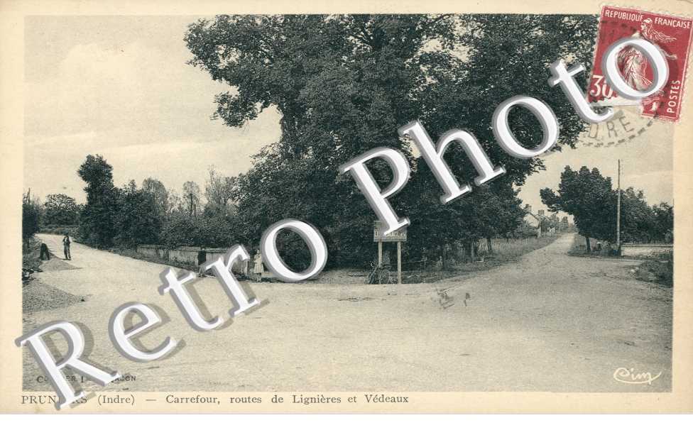 Carrefour route de Lignières et Védeaux