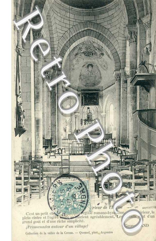 Interieur de l'eglise