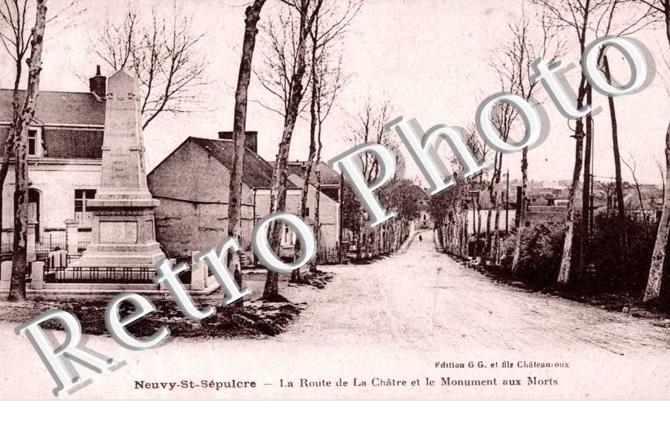 La route de la Chatre et le monument aux morts