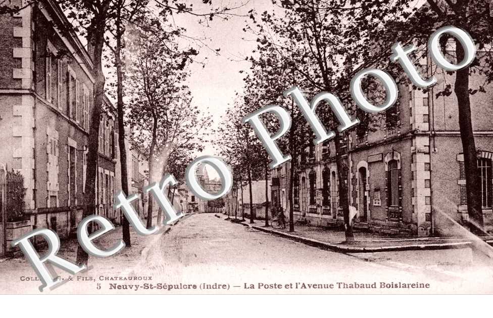 La poste et l'avenue Thabaud Boislareine