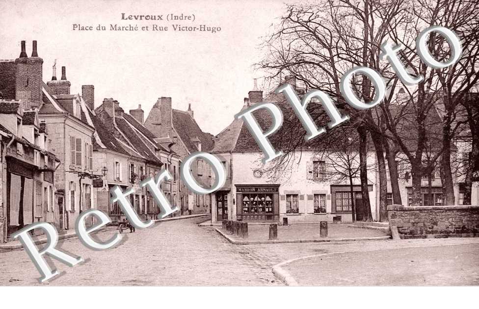 Place du marche et rue Victor Hugo