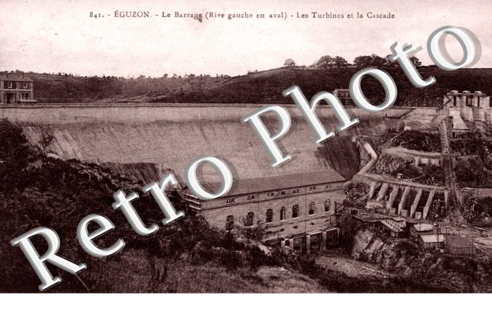 Barrage - Les Turbines et la Cascade