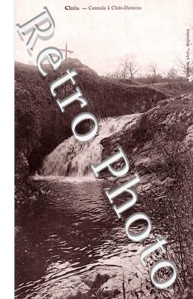 Cascade Cluis Dessous