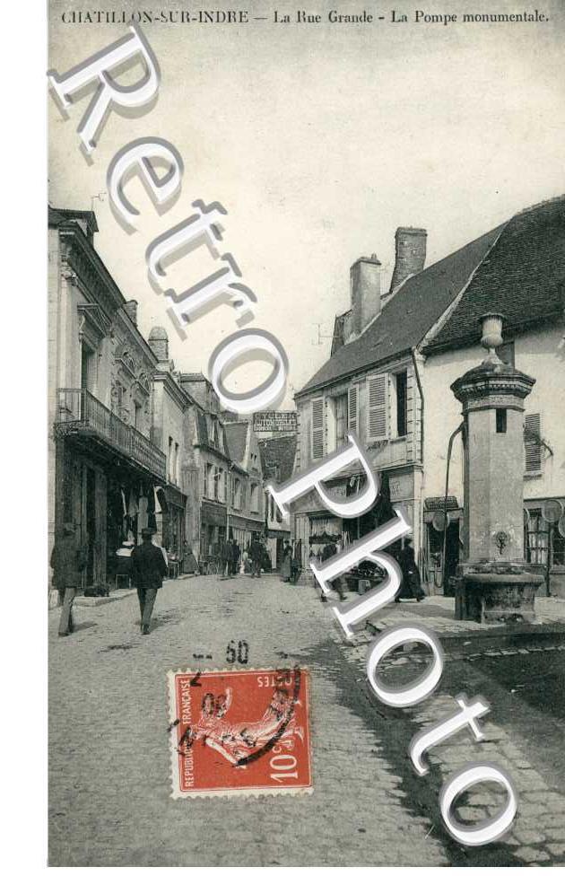 La rue Grande - La Pompe Monumentale