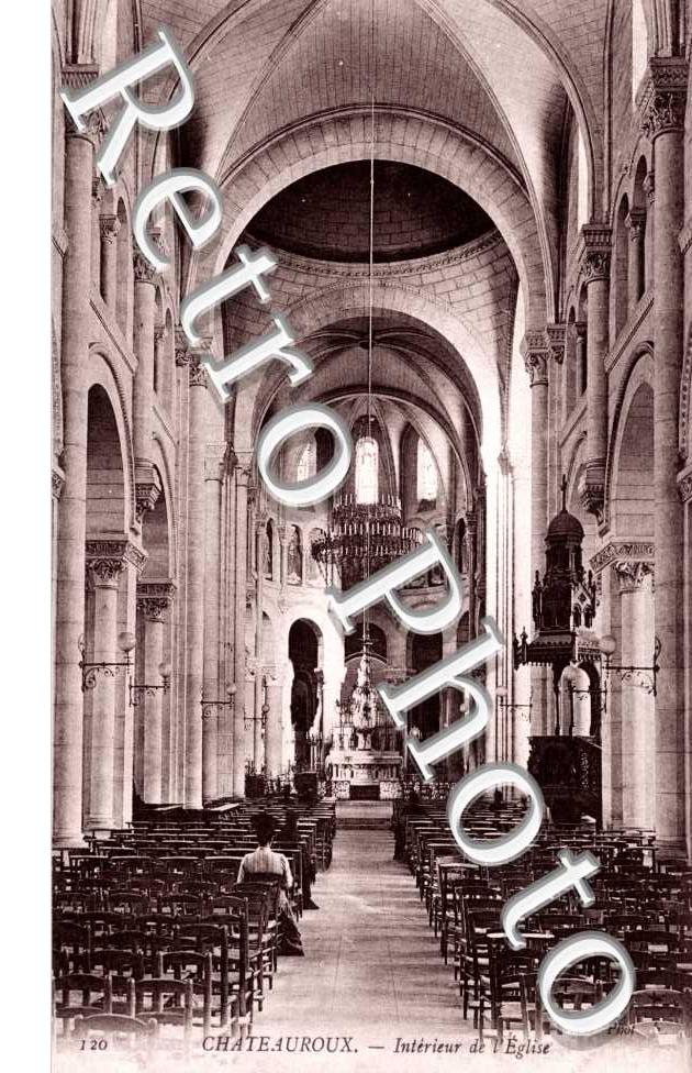 Interieur de l'Eglise