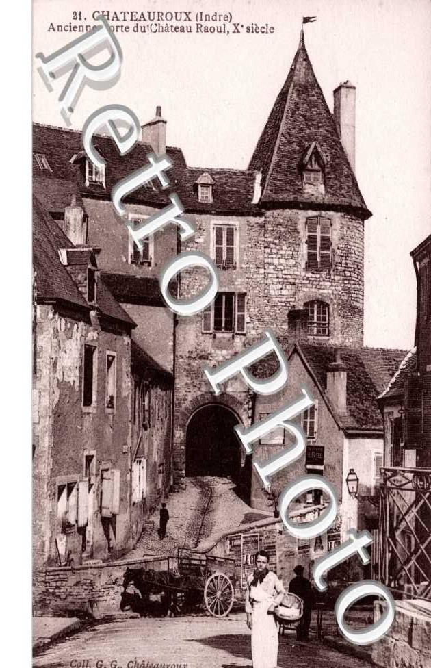Ancienne porte du Chateau Raoul