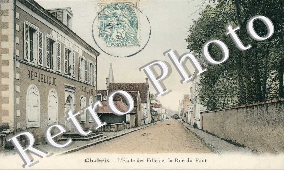 l'Ecole des Filles et la Rue du Pont