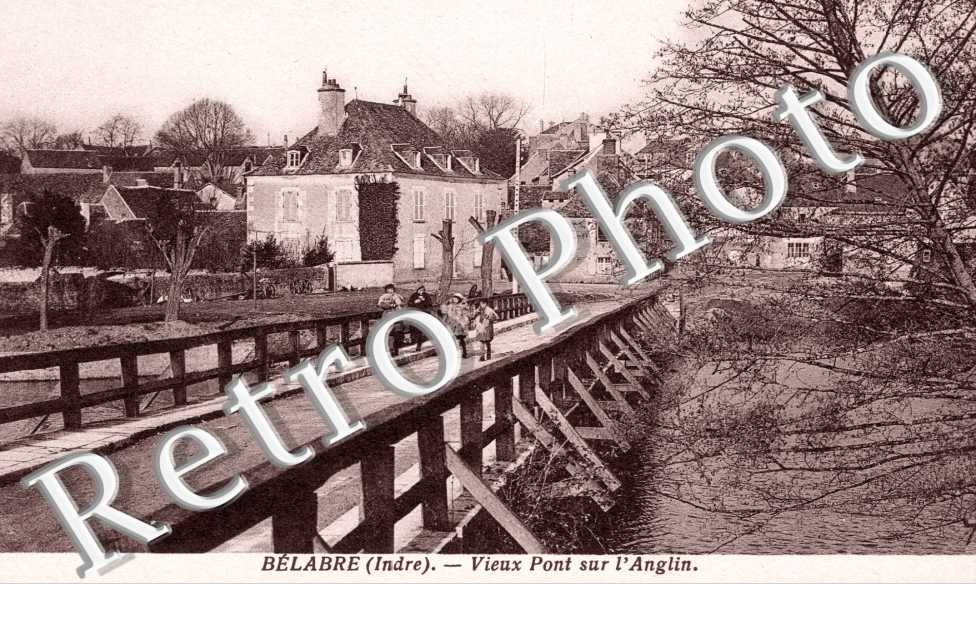 Vieux-Pont sur l'Anglin