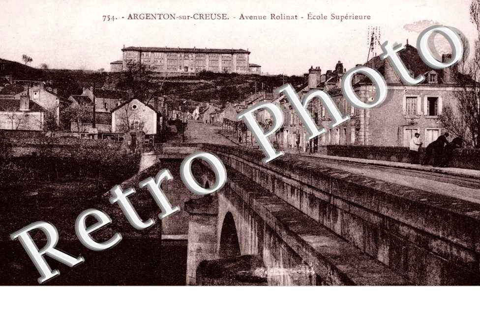 Avenue Rolinat, Ecole Superieure