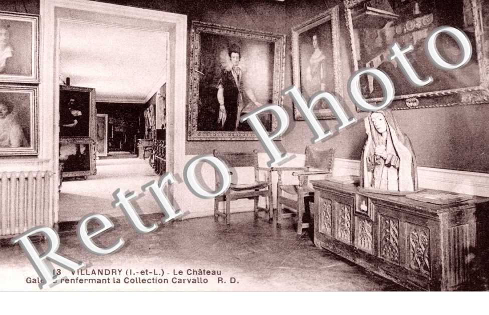 le chateau, galerie renfermant la collection Carvallo