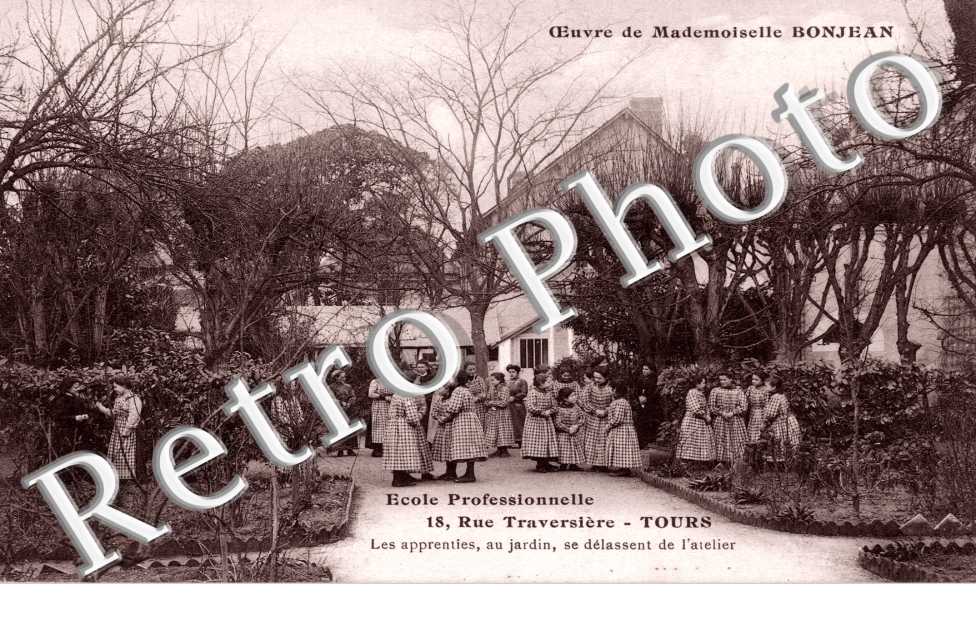 Ecole Professionnelle - 18 rue Traversiere - Oeuvre de Mademoiselle Bonjean