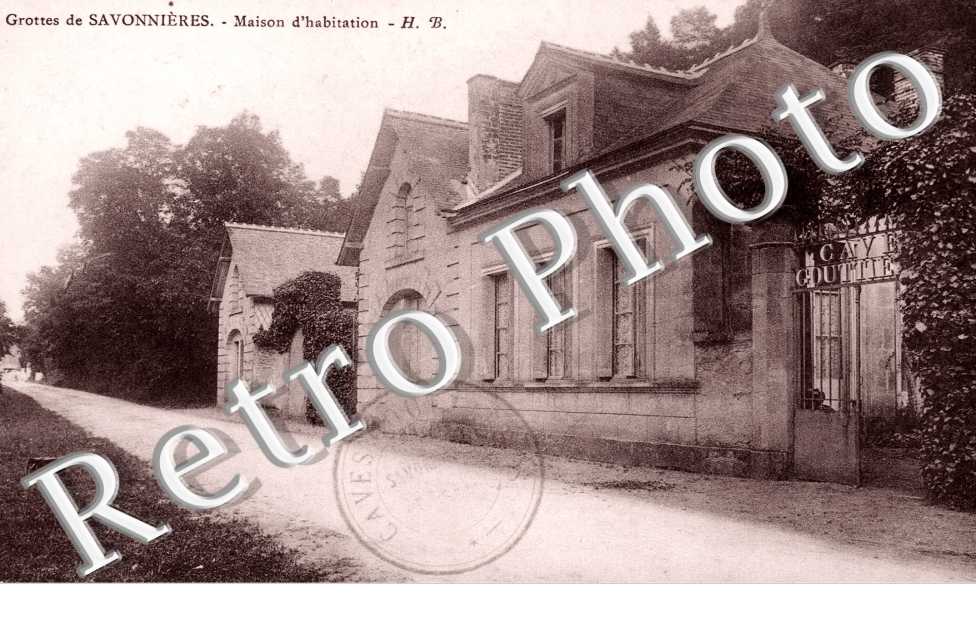 Grottes de Savonnieres - maison d'habitaion