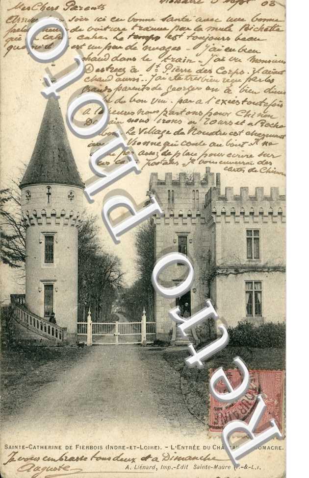 l'entrée du Chateau