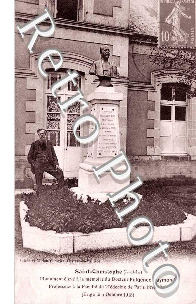 Monument à la Mémoire du Docteur Fulgence Raymond