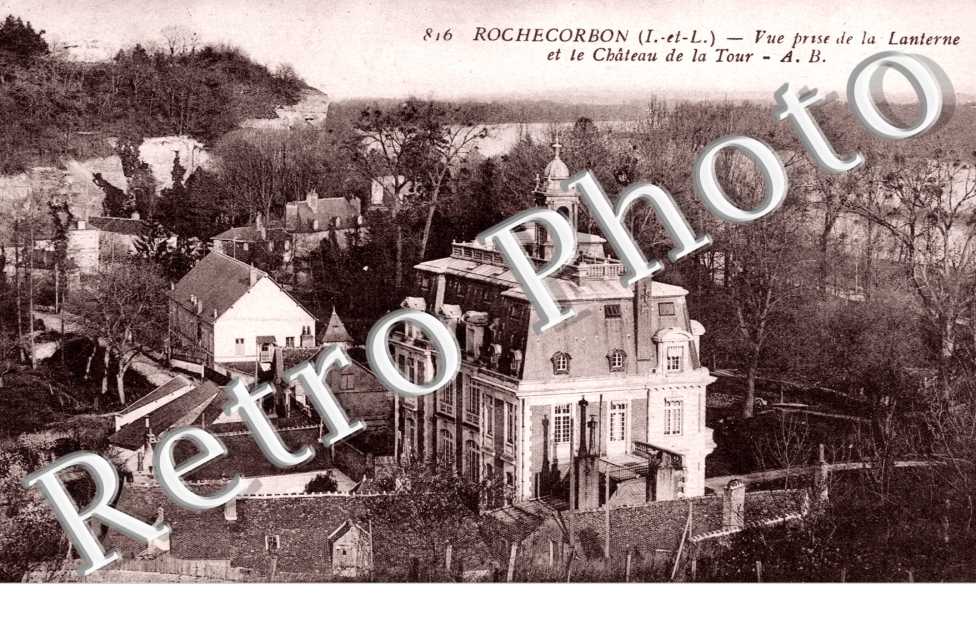 Vue prise de la Lanterne et le Chateau de la Tour