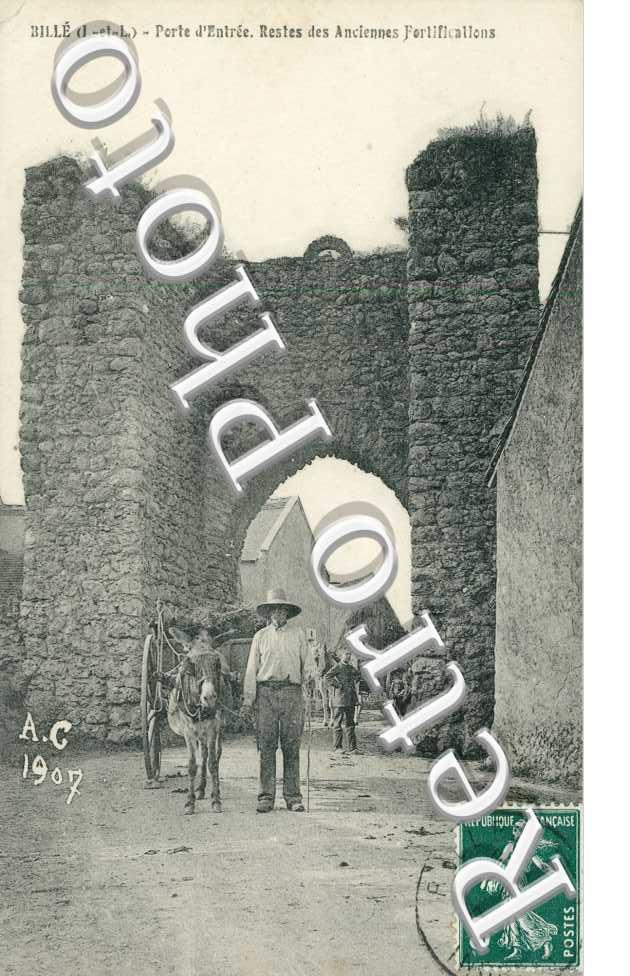 Porte d'entree, anciennes fortifications