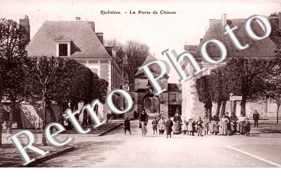 la Porte de Chinon