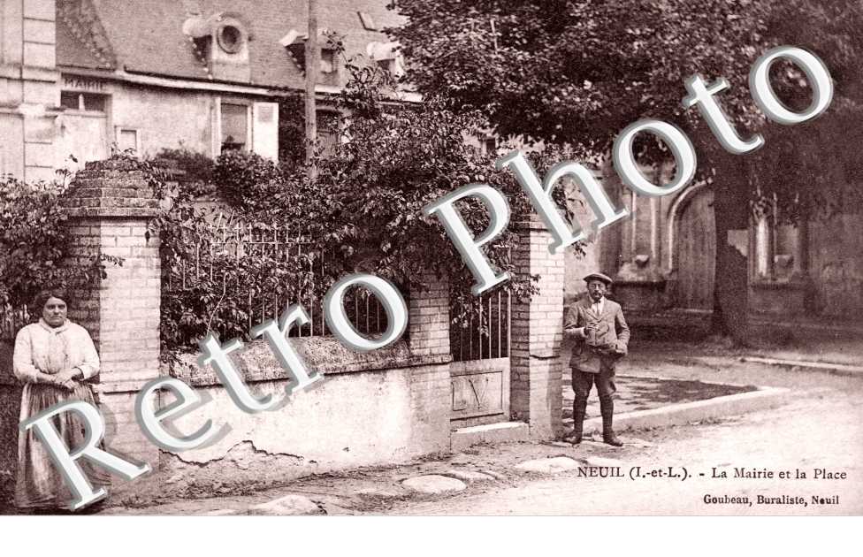 La Mairie et la Place