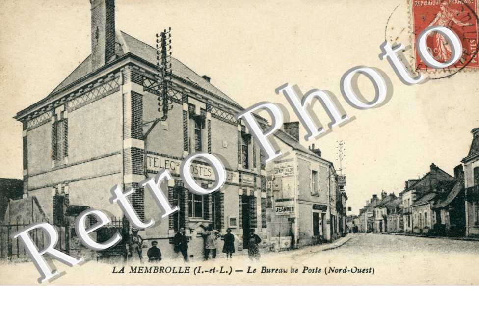 Le Bureau de Poste