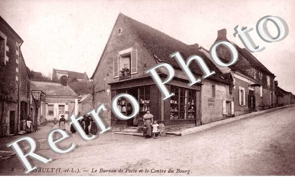 le Bureau de Poste et le Centre du Bourg