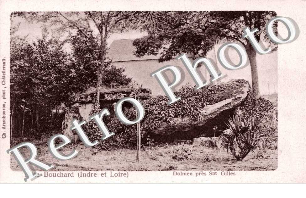 Dolmen pres saint Gilles