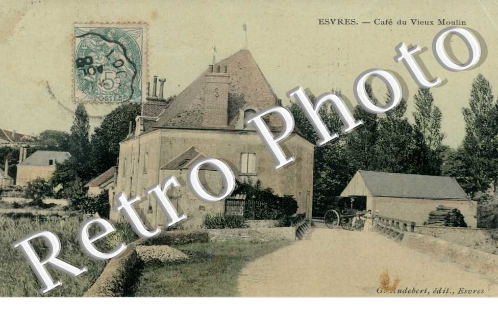 Cafe du vieux  moulin