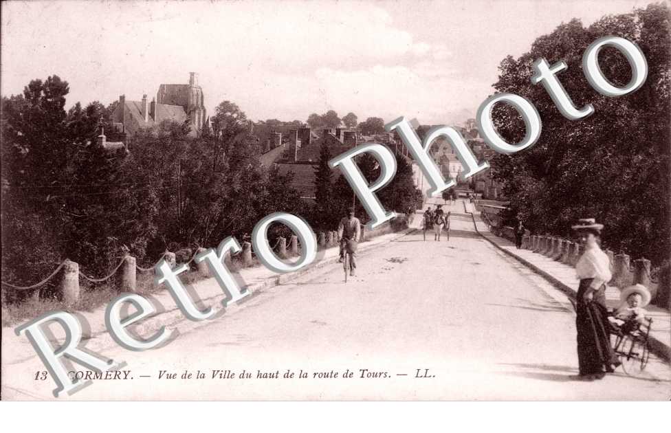Vue de la Ville du haut de la Route de Tours
