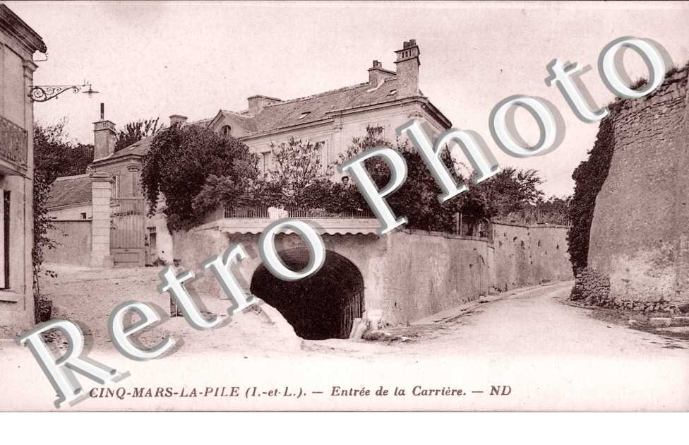 Entree de la Carriere