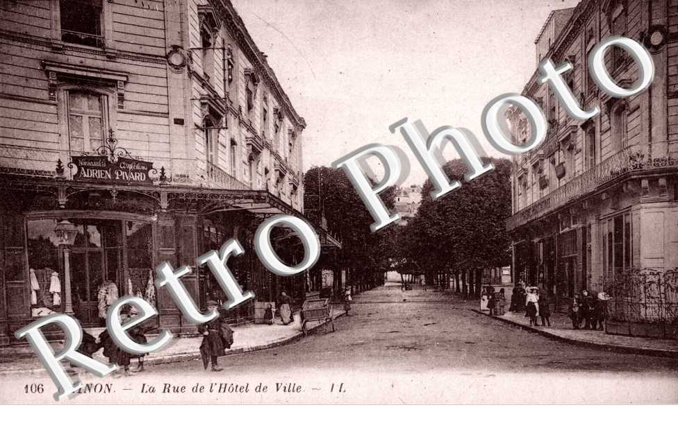 la rue de l'hotel de ville