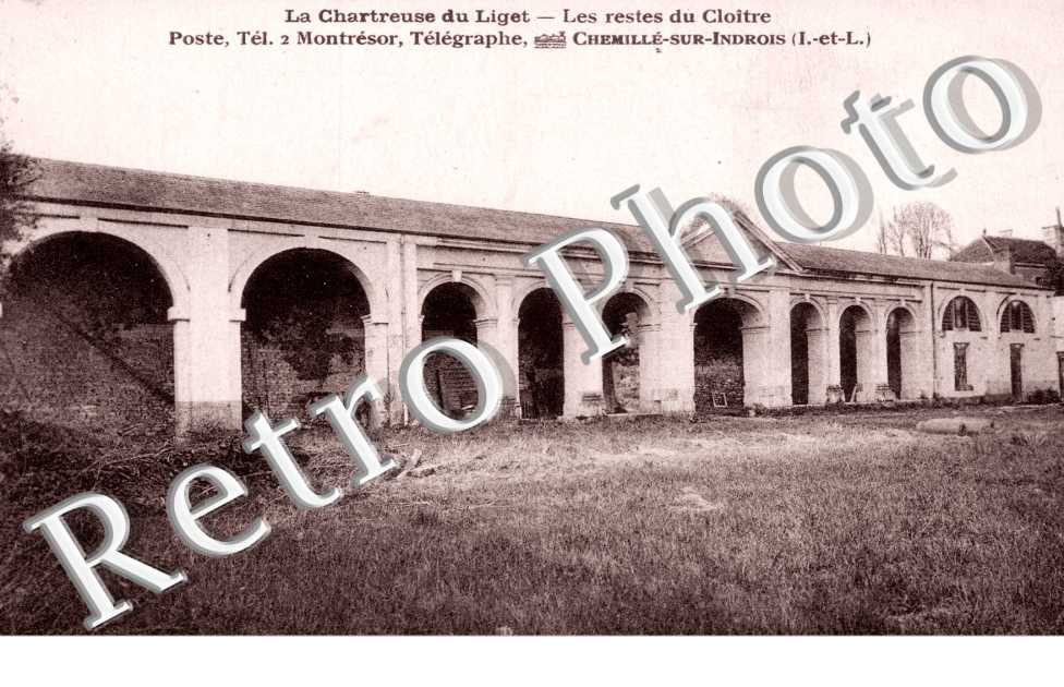 La Chartreuse - Restes du Cloitre