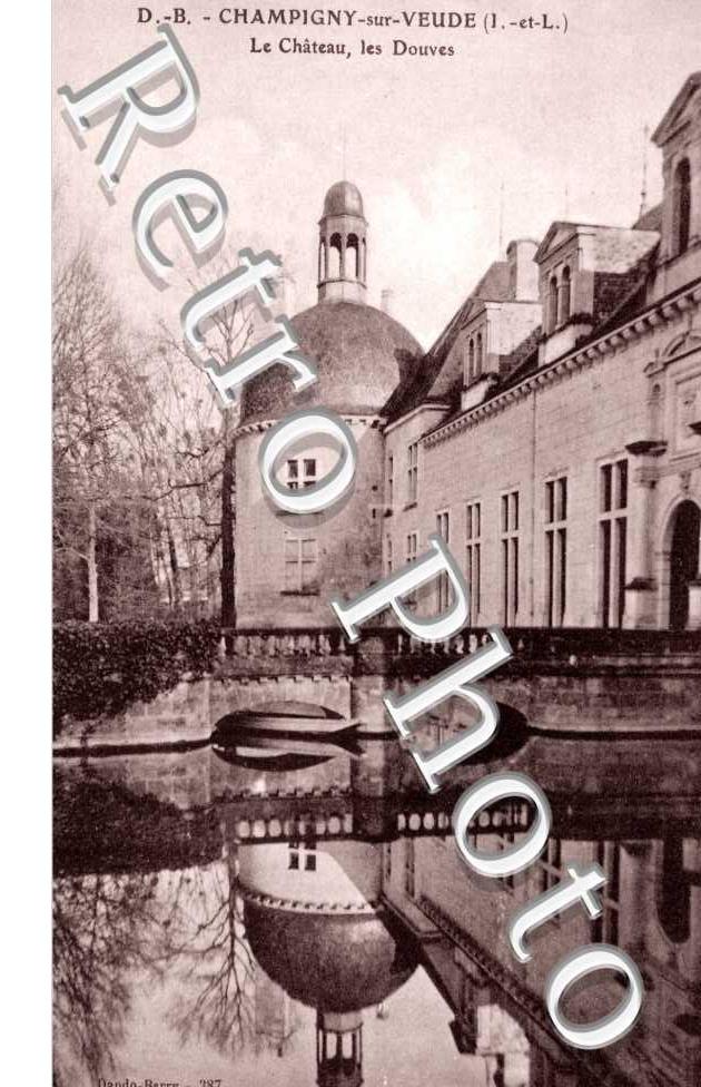 La Chateau - Les Douves