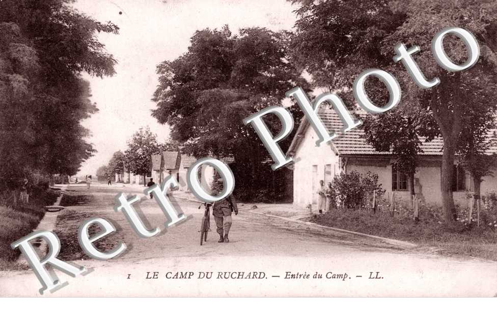 Entree du camp - camp du Ruchard