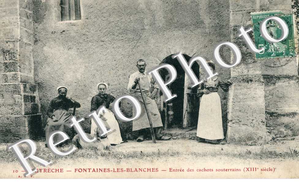 Fontaines le Blanches - Entrée des Cachots Souterrains