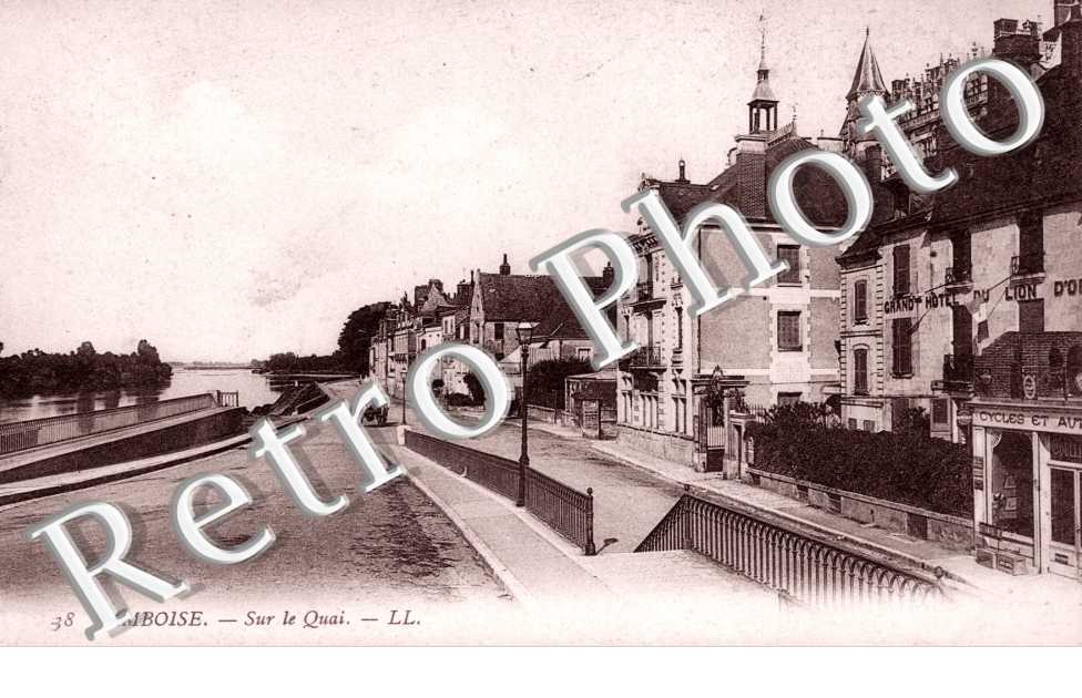 Sur le Quai