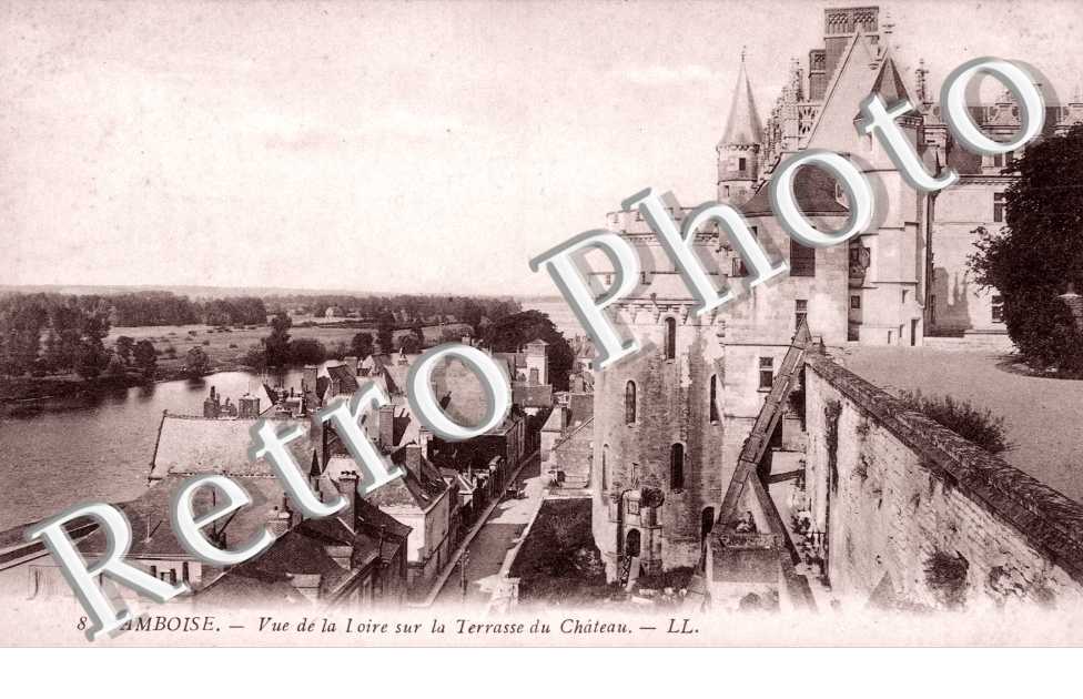 vue de la terrasse du chateau sur la Loire