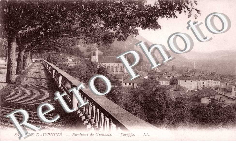 Vue Exterieure, Le Dauphine